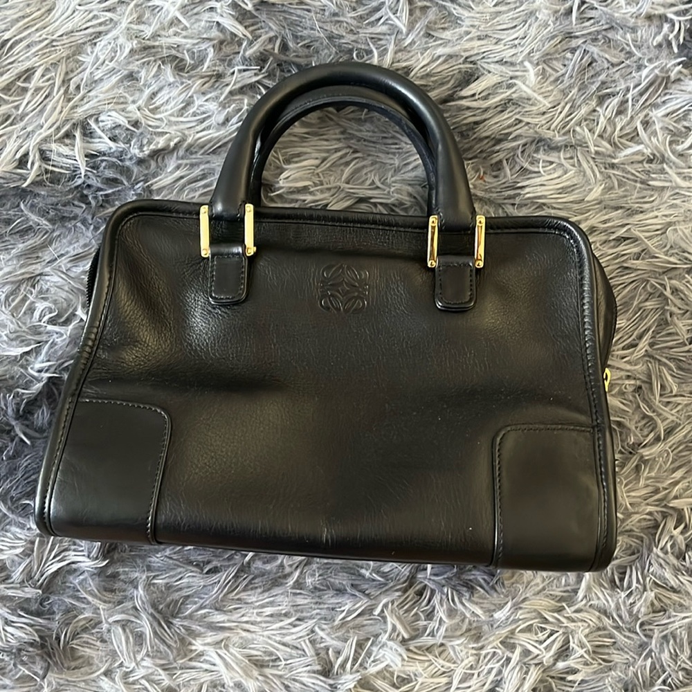 Loewe Amazona 28 Bag